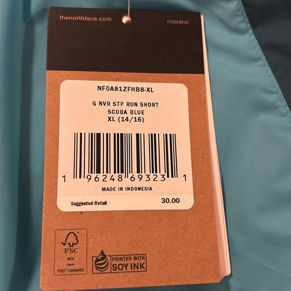 North Face girls running shorts, size XL (14/16)-NWT - Picture 5 of 5